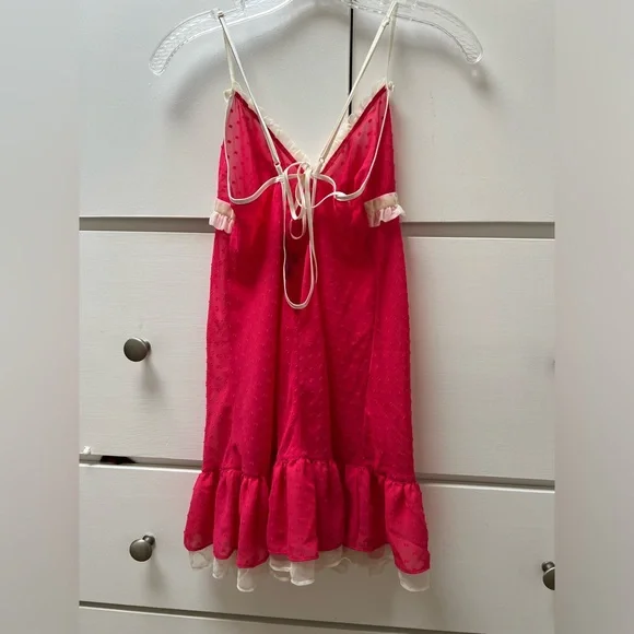 Vintage Betsey Johnson super pretty dark pink chemise and panty set in size S. - Picture 2 of 11